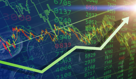 Las acciones avanzan tras las ganancias consecutivas de Wall Street